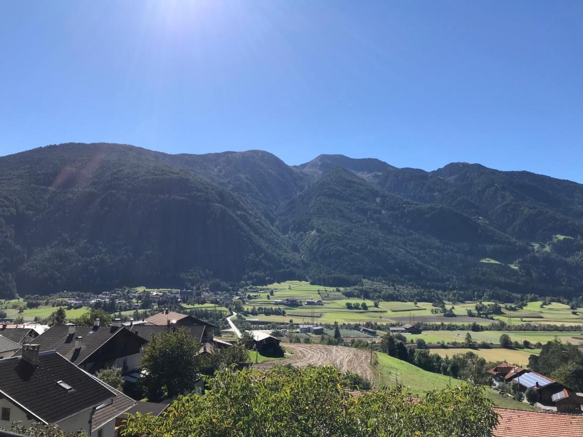Historic Guesthouse Bircher B&B Apartments Near Sterzing Campo di Trens Bagian luar foto